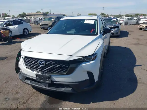 7MMVABDM4RN166324 — 2024 Mazda CX-50, zdjęcie 2 z IAAI, Przód
