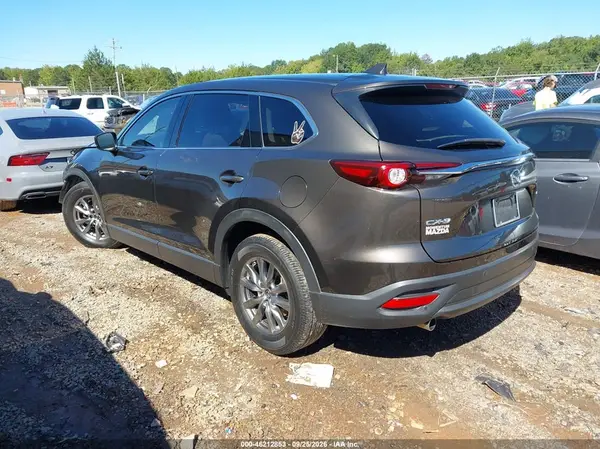 JM3TCACYXJ0209329 — 2018 Mazda CX-9, photo 3 from IAAI, Front end