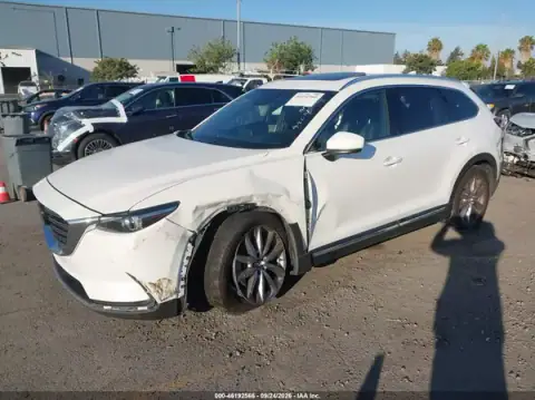 JM3TCBDY1L0407465 — 2020 Mazda CX-9, фото 2 с аукциона IAAI, правый бок