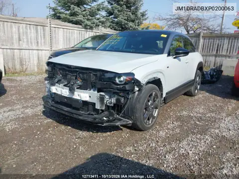 JM1DRADBXP0200063 — 2023 Mazda MX-30, ფოტო 2, IAAI 20.10.2026, წინა ნაწილი
