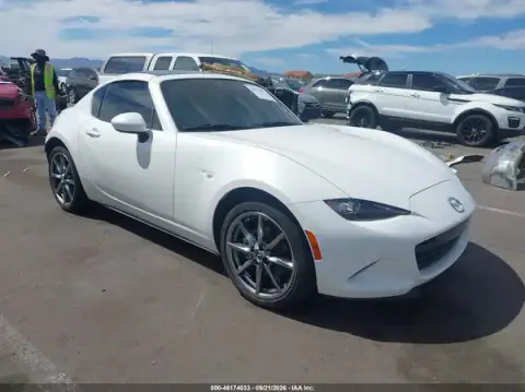 JM1NDAM75N0507572 — 2022 Mazda MX-5, Pożar wnętrza (Interior Burn), zdjęć przed naprawą