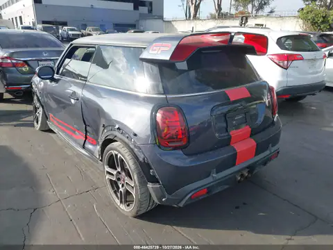 WMWXX9C03M2N17424 — 2021 MINI Cooper, foto 4 de IAAI, Lado izquierdo