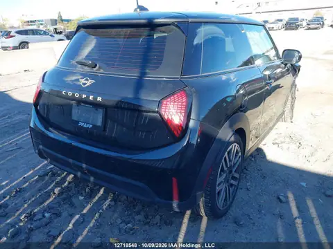 WMW13GD06S2W67612 — 2025 MINI Cooper, фото 4 с аукциона IAAI 28.10.2026, передняя часть справа