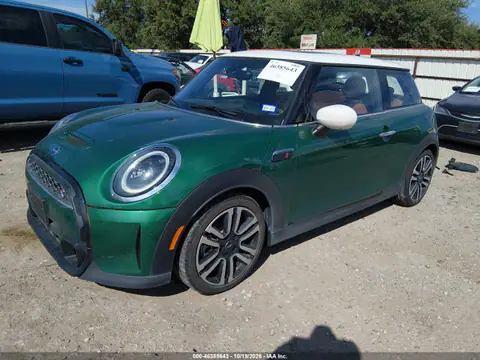 WMW53DH07R2V67863 — 2024 MINI Hard Top, foto 2 de IAAI, Inundación