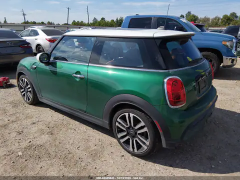 WMW53DH07R2V67863 — 2024 MINI Hard Top, foto 3 de IAAI, Inundación