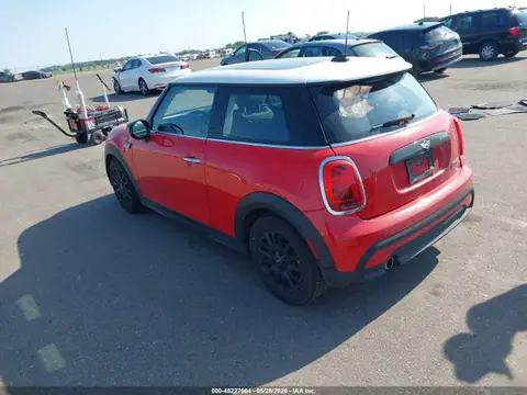 WMW33DH05R2V07751 — 2024 MINI Hardtop Cooper, ფოტო 3, IAAI 26.10.2026, მარჯვენა მხარე