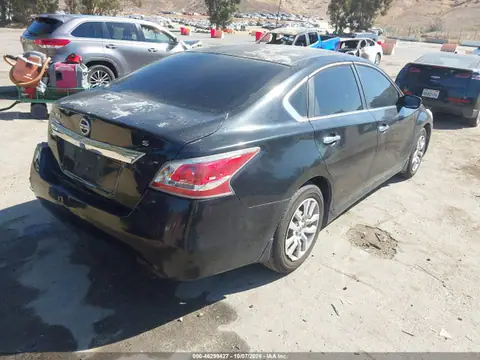 1N4AL3AP3FC416632 — 2015 Nissan Altima 2.5 S, foto 4 de IAAI 20.10.2026, Trasera izquierda