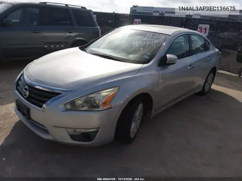 1N4AL3AP3EC136675 — 2014 Nissan Altima, photo 2 from IAAI 20.10.2026, Normal wear
