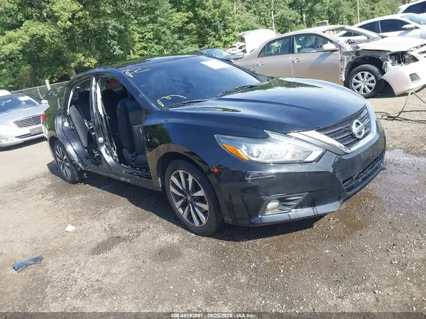 1N4AL3AP6GC116357 Nissan Altima 2016 — повреждение Правый бок, фото до ремонта