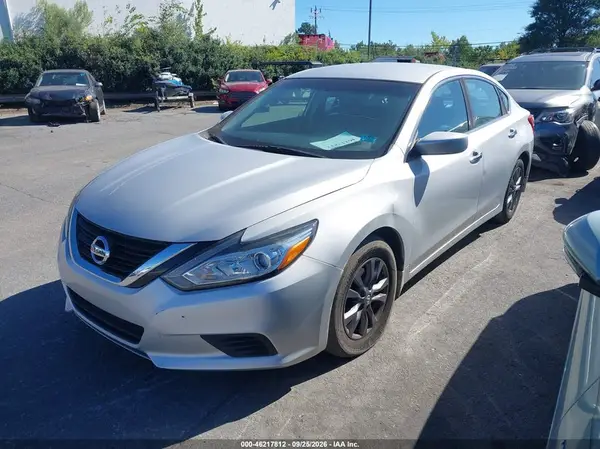 1N4AL3AP5GC239440 — 2016 Nissan Altima, фото 2 с аукциона IAAI 05.10.2026, Естественный износ