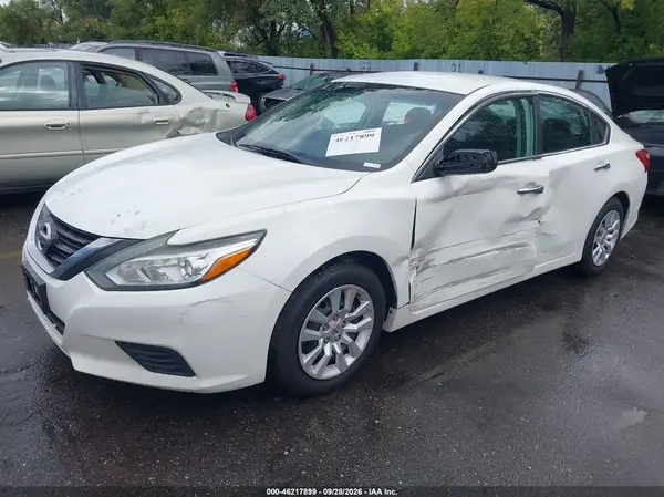 1N4AL3AP2GN375447 — 2016 Nissan Altima, фото 2 с аукциона IAAI, Левый и правый бока