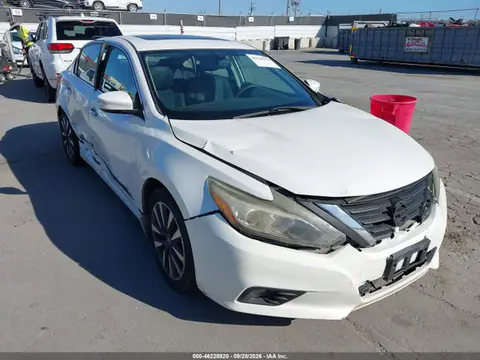 1N4AL3AP3GC114243 — 2016 Nissan Altima, Rear end (Rear), before-repair photos