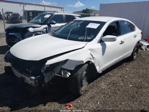 1N4AL3AP0HC239072 — 2017 Nissan Altima, photo 2 from IAAI, Front and rear