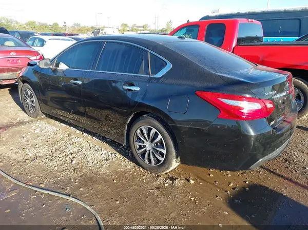 1N4AL3AP1HC135755 — 2017 Nissan Altima, zdjęcie 3 z IAAI 09.10.2026, Normalne zużycie