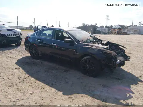 1N4AL3AP5HC250648 — 2017 Nissan Altima, ძრავის ხანძარი, ფოტოები შეკეთებამდე
