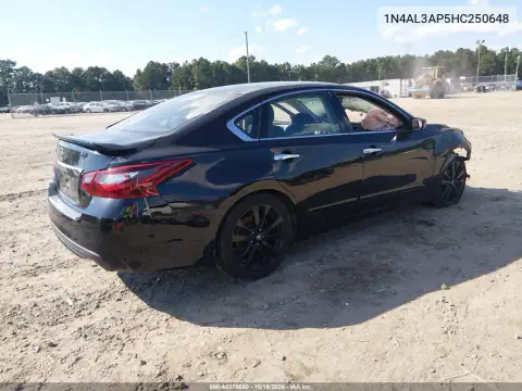 1N4AL3AP5HC250648 — 2017 Nissan Altima, ფოტო 4, IAAI, ძრავის ხანძარი