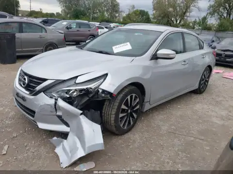 1N4AL3AP8JC172663 — 2018 Nissan Altima, фото 2 з IAAI, Передня частина зліва