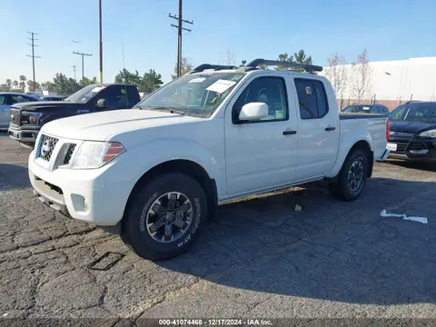1N6ED0EB8MN704862 — 2021 Nissan Frontier, zdjęcie 2 z IAAI 20.10.2026, Uszkodzenia mechaniczne