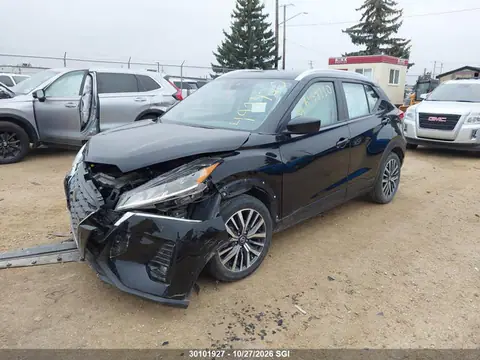 3N1CP5CV7ML491420 — 2021 Nissan Kicks SV, photo 2 from IAAI 28.10.2026, Front end