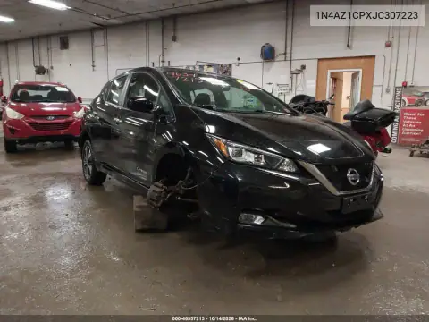 1N4AZ1CPXJC307223 — 2018 Nissan Leaf, Prawy bok, zdjęć przed naprawą