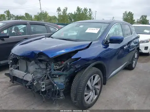 5N1AZ2CSXMC125865 — 2021 Nissan Murano, zdjęcie 2 z IAAI, Przód