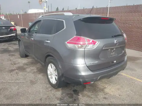 5N1AT2MT7GC820334 — 2016 Nissan Rogue SV, foto 3 de IAAI 19.10.2026, Lado derecho