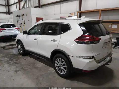 KNMAT2MT7JP529434 — 2018 Nissan Rogue SV, ფოტო 3, IAAI 30.10.2026, უკანა ნაწილი