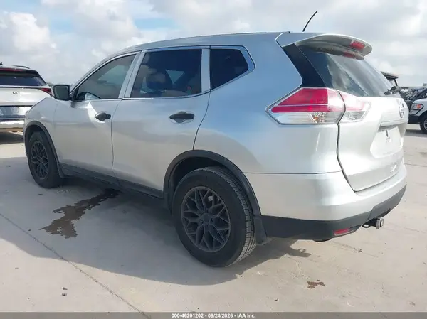 KNMAT2MT4GP650026 — 2016 Nissan Rogue, zdjęcie 3 z IAAI, Grad