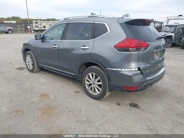 5N1AT2MM8HC741880 — 2017 Nissan Rogue, фото 3 с аукциона IAAI 29.09.2026, Задняя часть