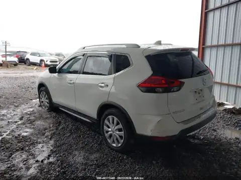 KNMAT2MV7HP589564 — 2017 Nissan Rogue, photo 3 from IAAI, Undercarriage damage