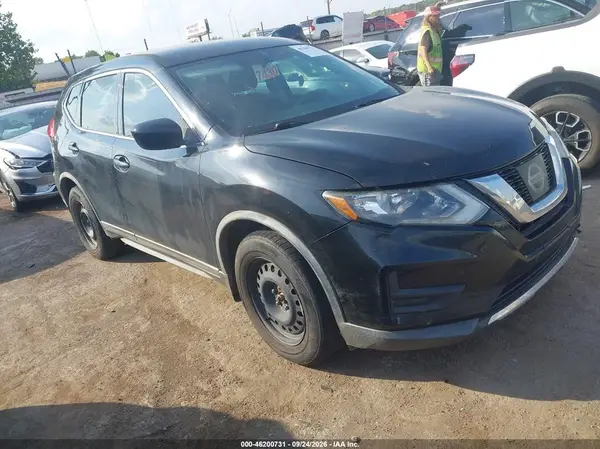 KNMAT2MT3HP599412 Nissan Rogue 2017 — uszkodzenie Lewy bok, zdjęcie przed naprawą