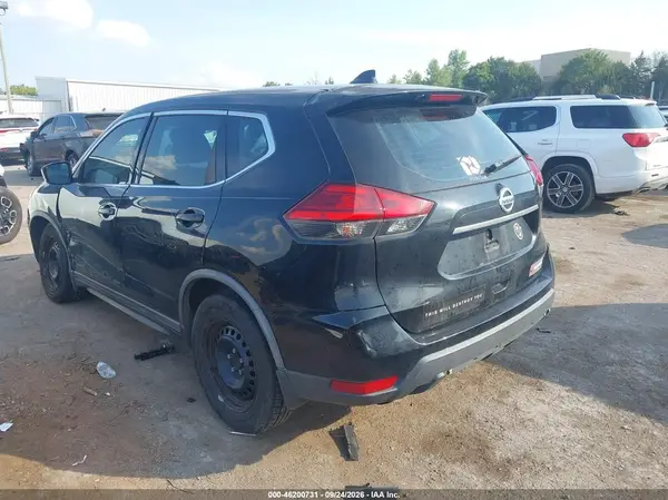 KNMAT2MT3HP599412 — 2017 Nissan Rogue, zdjęcie 3 z IAAI, Lewy bok
