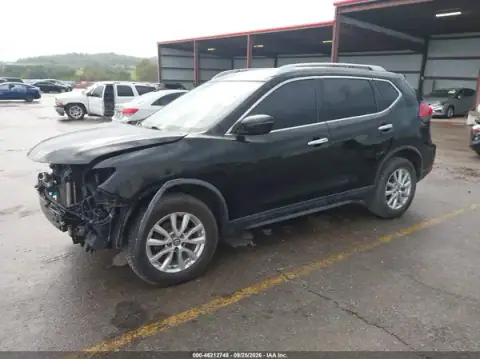 KNMAT2MV6HP613465 — 2017 Nissan Rogue, photo 2 from IAAI, Front end