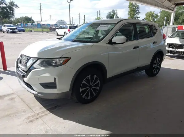 KNMAT2MV9HP577058 — 2017 Nissan Rogue, photo 2 from IAAI 13.10.2026, Normal wear