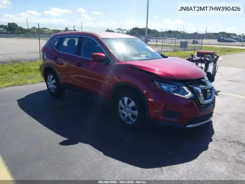 JN8AT2MT7HW390426 — 2017 Nissan Rogue, фото 2 с аукциона IAAI, передняя часть слева