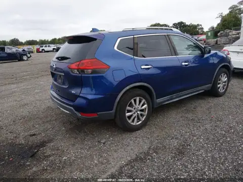 KNMAT2MT7JP524038 — 2018 Nissan Rogue, photo 4 from IAAI, Left side