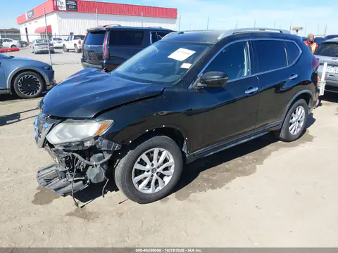 KNMAT2MT3JP506183 — 2018 Nissan Rogue, photo 3 from IAAI, Front and rear
