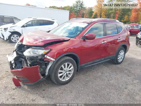 5N1AT2MV7JC791037 — 2018 Nissan Rogue, foto 3 de IAAI, Parte delantera