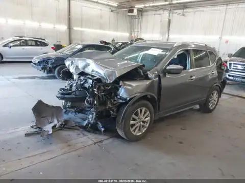 KNMAT2MT0KP542754 — 2019 Nissan Rogue, photo 2 from IAAI, All-over damage