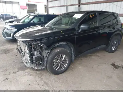 JN8AT3AA8MW005281 — 2021 Nissan Rogue, zdjęcie 2 z IAAI 20.10.2026, Przód