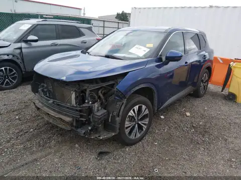 5N1AT3BA0MC707246 — 2021 Nissan Rogue, foto 2 de IAAI, Parte trasera