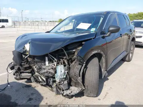 5N1AT3AA5MC734251 — 2021 Nissan Rogue, photo 2 from IAAI, Front end