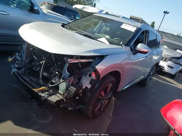 JN8AT3DC9MW106357 — 2021 Nissan Rogue, photo 2 from IAAI, Front end