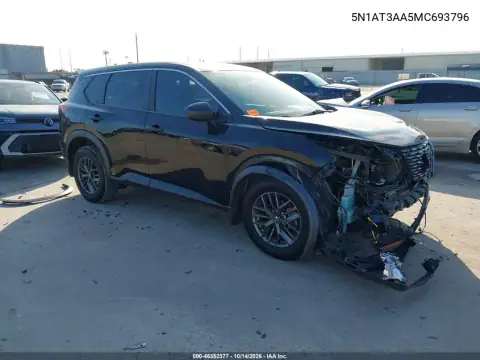 5N1AT3AA5MC693796 — 2021 Nissan Rogue, Delantera derecha, fotos antes de reparar