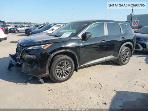 5N1AT3AA5MC693796 — 2021 Nissan Rogue, photo 2 from IAAI, Right front
