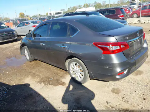 3N1AB7AP4KL619082 — 2019 Nissan Sentra, zdjęcie 4 z IAAI, Przód