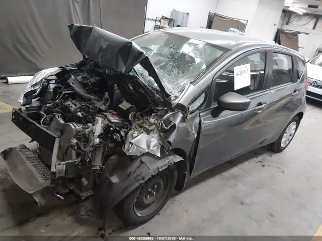 3N1CE2CP9GL388574 — 2016 Nissan Versa Note S Plus, foto 2 de IAAI 20.10.2026, Parte delantera