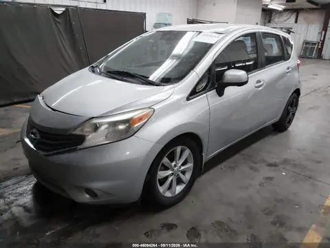 3N1CE2CP2EL359253 — 2014 Nissan Versa Note SV, zdjęcie 2 z IAAI 20.10.2026, Prawy przód