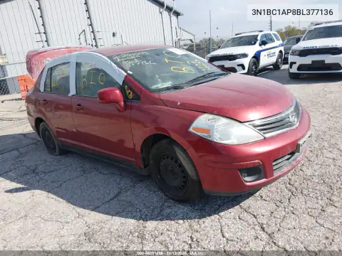 3N1BC1AP8BL377136 — 2011 Nissan Versa, Задняя часть, фото до ремонта