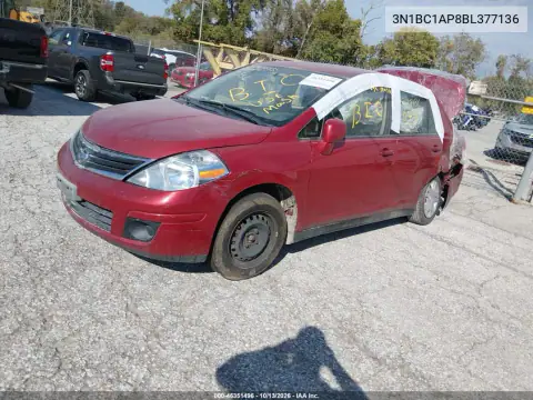 3N1BC1AP8BL377136 — 2011 Nissan Versa, фото 2 с аукциона IAAI, Задняя часть